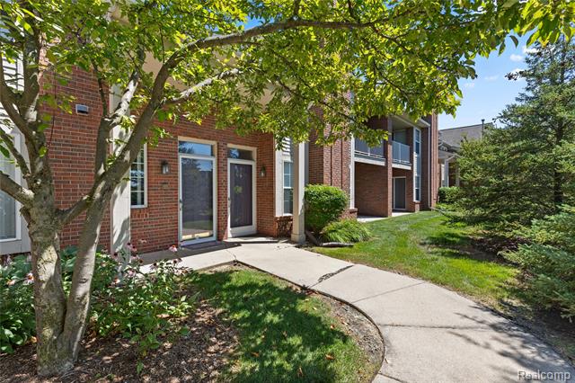 front view picture of 43165 Woodbridge Drive, Clinton Township, MI. 48038