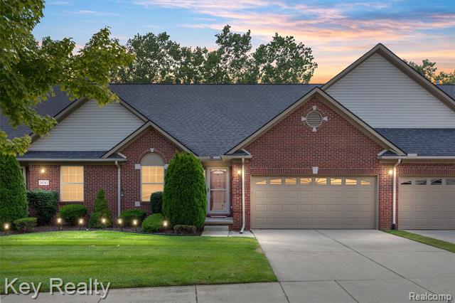 front view picture of 20730 Doves Pointe Drive, Romulus, MI. 48174