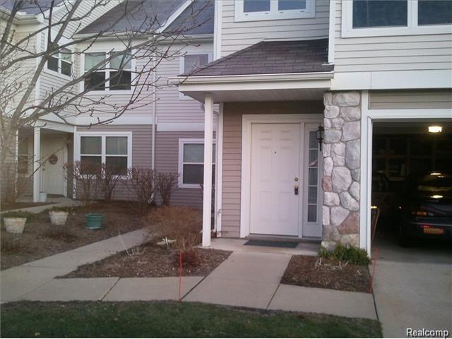 front view picture of 708 Cobblestone Way, Chelsea, MI. 48118