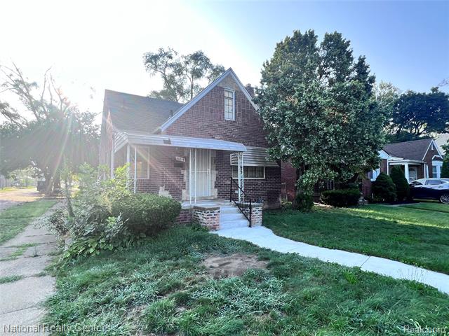 front view picture of 16614 Saint Marys Street, Detroit, MI. 48235