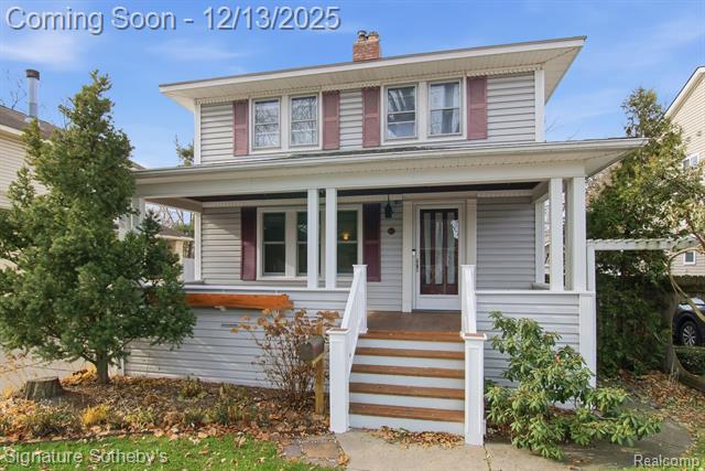 front view picture of 923 N Center St, Royal Oak, MI. 48067