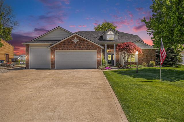front view picture of 719 Kenaston Dr, Coldwater, MI. 49036