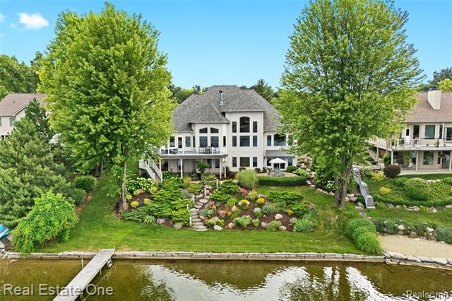 front view picture of 16048 Pine Bluff Court, Fenton, MI. 48430