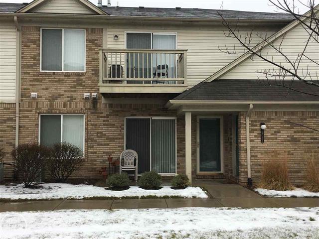 front view picture of 24045 Wedgewood Circle, Warren, MI. 48091