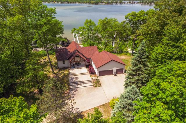 front view picture of 7107 Hallenbeck, Manitou Beach, MI. 49253