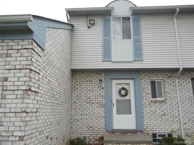 front view picture of 8336 Hickory, Sterling Heights, MI. 48312