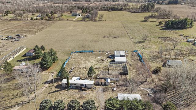 front view picture of 3878 Mayville, Silverwood, MI. 48760