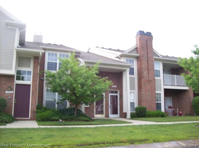front view picture of 15337 Yale, Clinton Township, MI. 48038