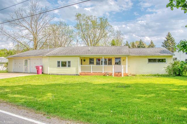front view picture of 1515 W North, Owosso, MI. 48867