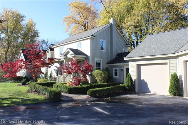 front view picture of 9643 Napier Road, Northville, MI. 48167