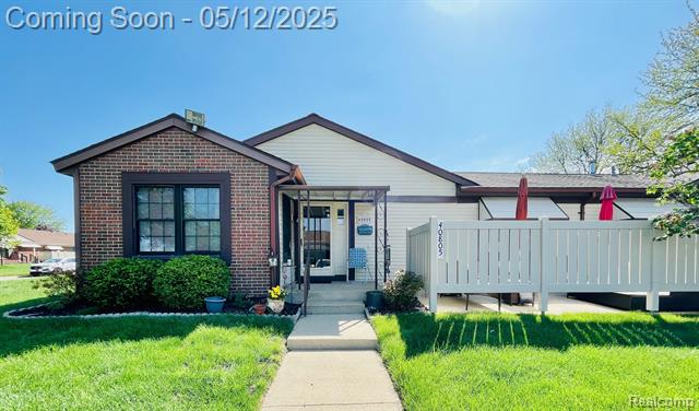 front view picture of 40805 Newport, Plymouth, MI. 48170