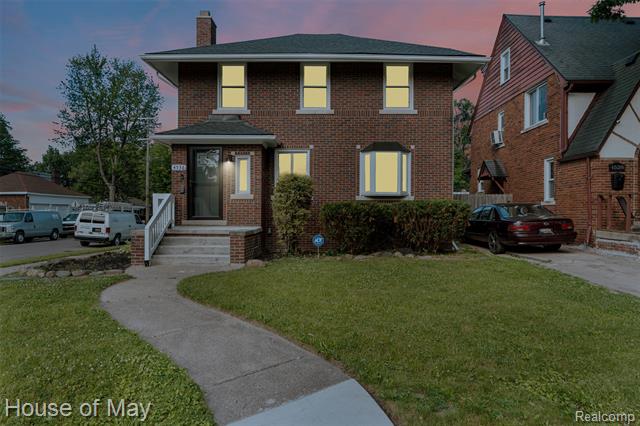 front view picture of 4536 Kensington Avenue, Detroit, MI. 48224