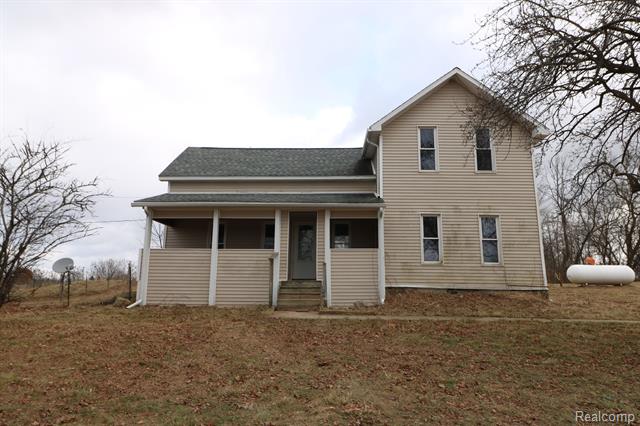 front view picture of 7551 Center Road, Millington, MI. 48746