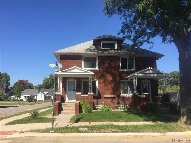 front view picture of 162 Labadie Street, Wyandotte, MI. 48192