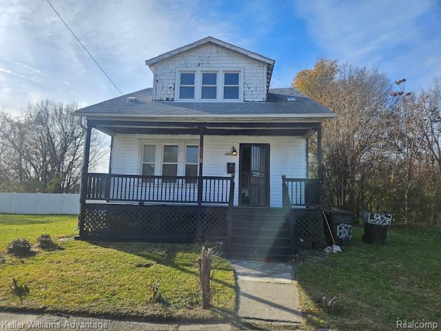 front view picture of 5573 Montclair Street, Detroit, MI. 48213