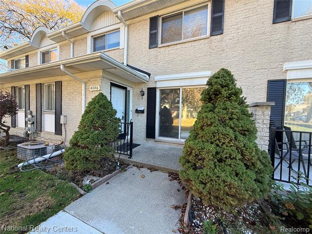 front view picture of 41846 Langley Drive, Sterling Heights, MI. 48313