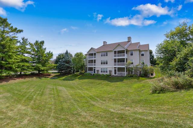 front view picture of 1066 Joyce Lane, Ann Arbor, MI. 48103