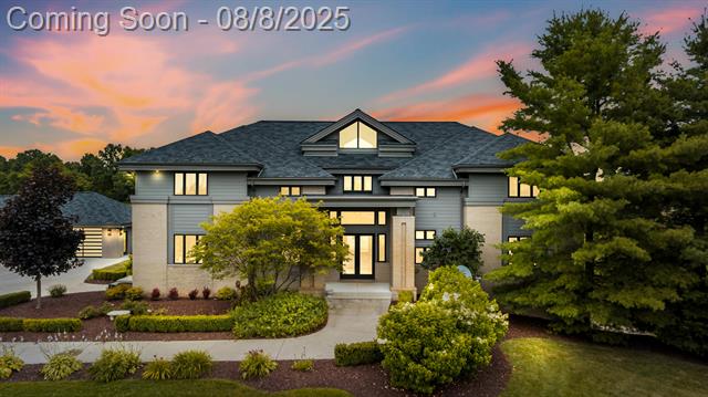 front view picture of 2760 W North Territorial, Ann Arbor, MI. 48105