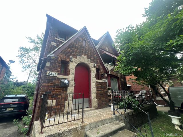 front view picture of 4480 Yorkshire Unit 1, Detroit, MI. 48224