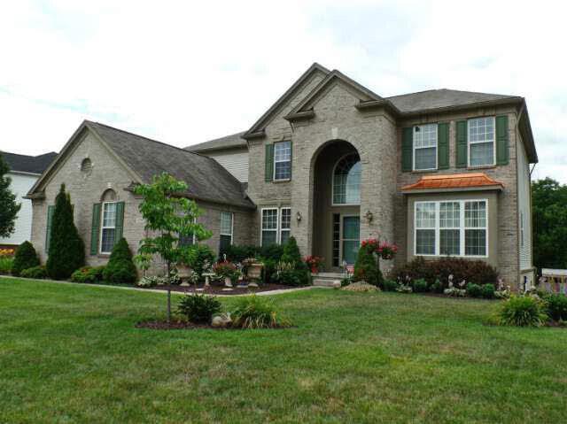 front view picture of 6296 Moonstone, Grand Blanc, MI. 48439