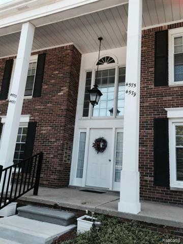 front view picture of 4579 Leisure Lane, Trenton, MI. 48183