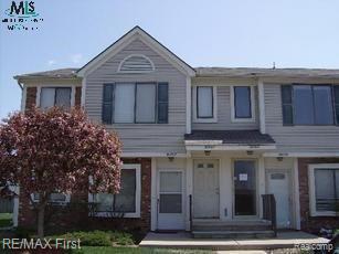 front view picture of 30745 Hidden Pines Lane, Roseville, MI. 48066