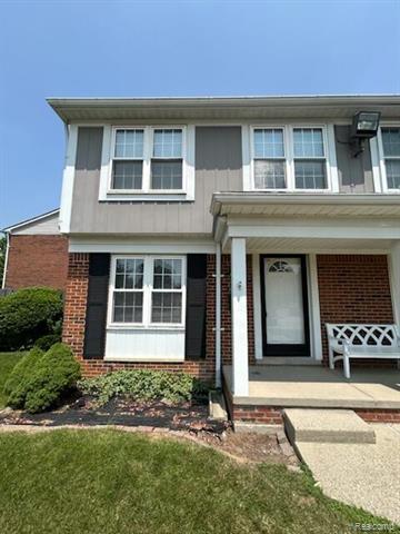 front view picture of 36640 Park Place, Sterling Heights, MI. 48310
