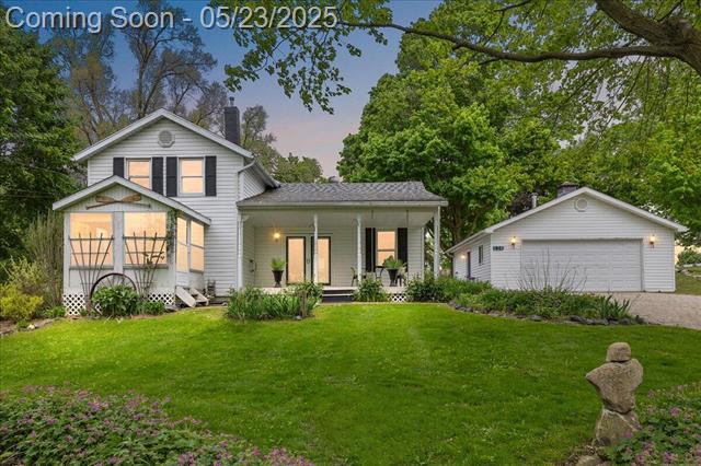 front view picture of 236 Simpson Street, Grass Lake, MI. 49240