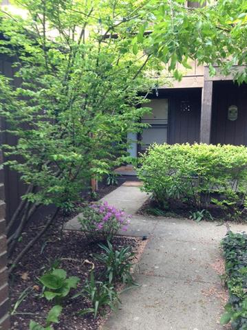 front view picture of 2553 Meade Court, Ann Arbor, MI. 48105