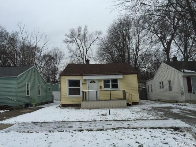 front view picture of 27865 Brettonwoods St, Madison Heights, MI. 48071