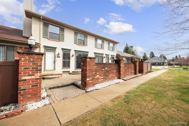 front view picture of 41160 Northwind Drive, Canton, MI. 48188