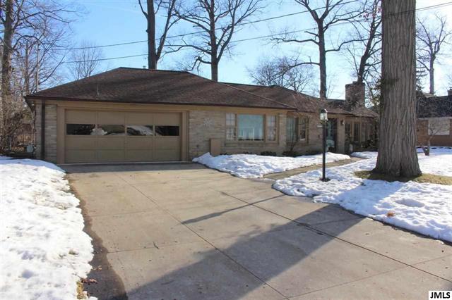 front view picture of 1773 Shoemaker Dr, Jackson, MI. 49203