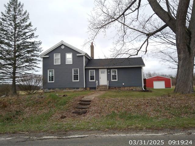 front view picture of 5510 Benton Rd, Jackson, MI. 49201
