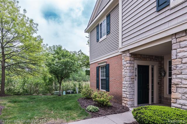 front view picture of 2191 Pinecroft, Canton, MI. 48188