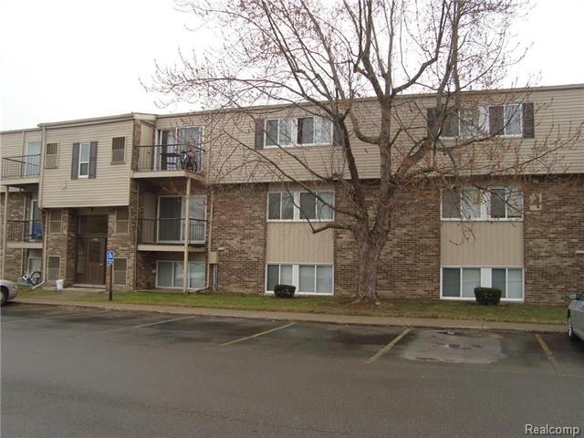 front view picture of 38240 Fairway Court, Clinton Township, MI. 48038