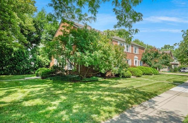 front view picture of 1101 Henry Street, Ann Arbor, MI. 48104