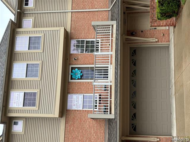 front view picture of 56645 Long Island, Shelby Township, MI. 48316