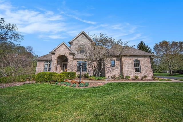 front view picture of 9693 Woodbend Drive, Saline, MI. 48176