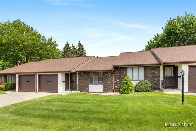 front view picture of 5154 Ridge Court, Hudsonville, MI. 49426
