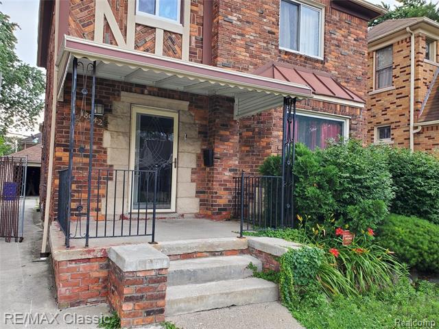 front view picture of 18942 Prairie St, Detroit, MI. 48221