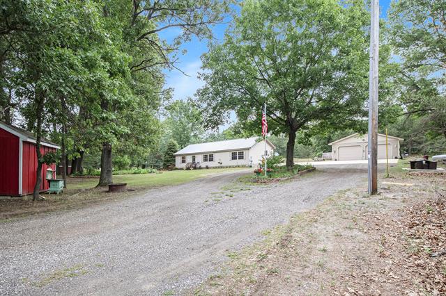 front view picture of 4428 Beattie Road, Muskegon, MI. 49445