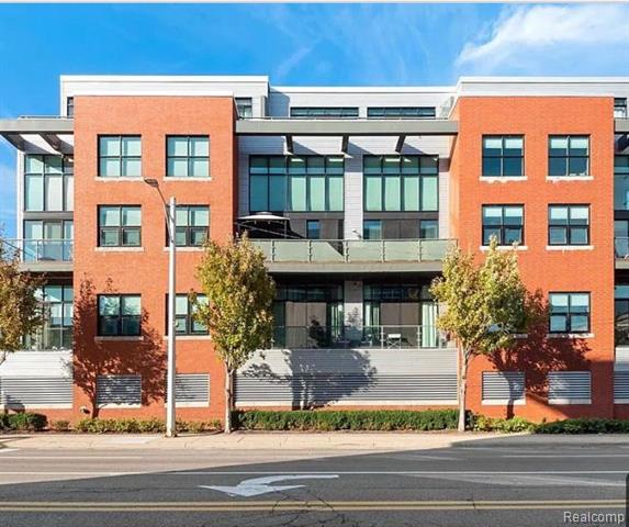 front view picture of 100 N Center St Unit 206, Royal Oak, MI. 48067