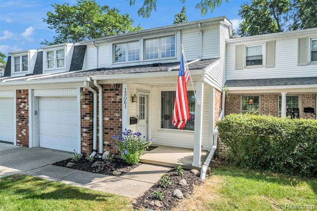 front view picture of 13061 Lockmoor Drive, Grand Blanc, MI. 48439