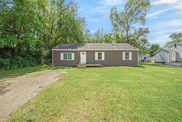 front view picture of 36 Peonysw  Street, Grand Rapids, MI. 49548