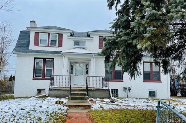 front view picture of 1256 Franklin Rd, Berkley, MI. 48072