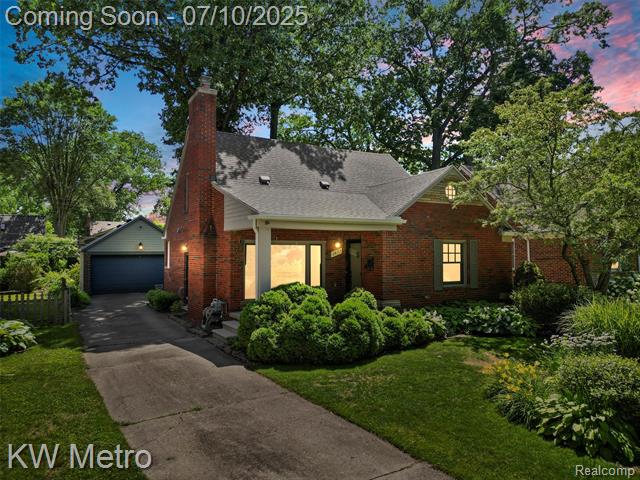 front view picture of 1877 Wiltshire Rd, Berkley, MI. 48072