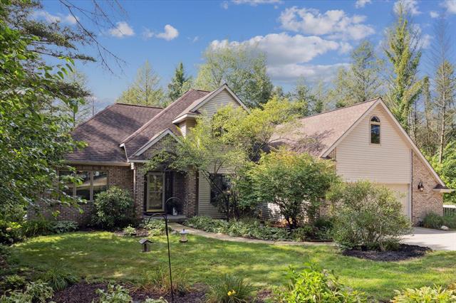 front view picture of 2388 Sawmillne  Drive, Rockford, MI. 49341