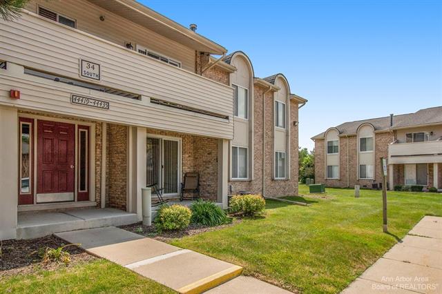front view picture of 44435 Savery Drive, Canton, MI. 48187