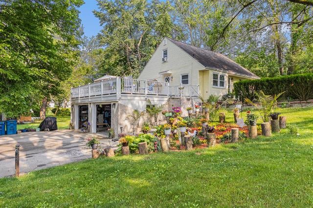 front view picture of 3104 Courtlandt Avenue, Kalamazoo, MI. 49004