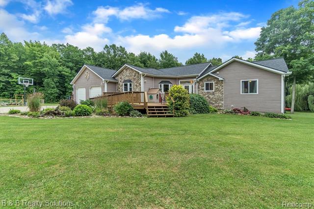 front view picture of 5856 Peck Road, Brown City, MI. 48416